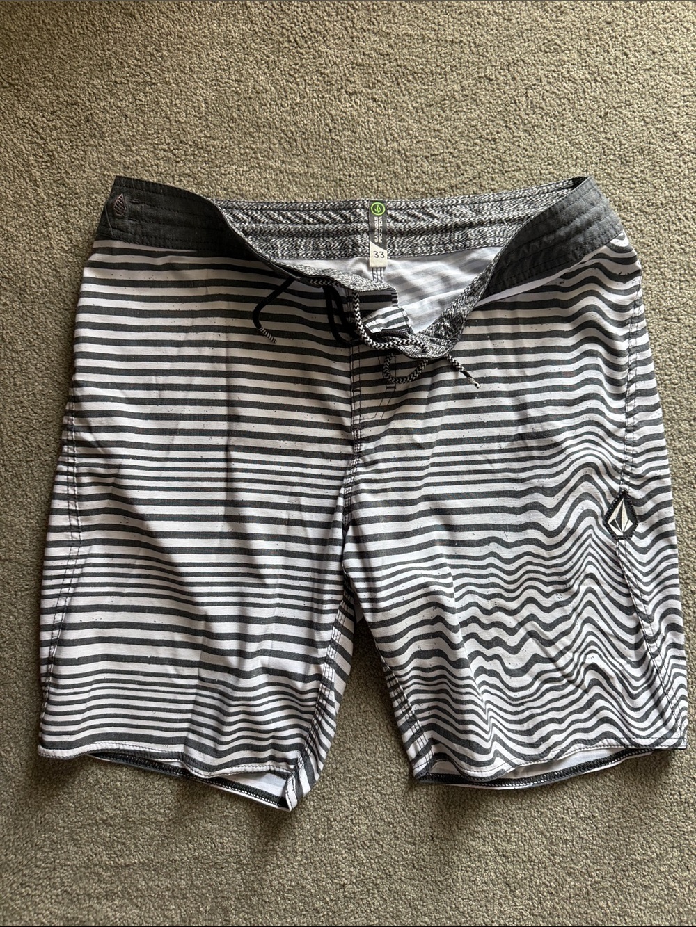 Volcom Black & White Striped Board Shorts - 33 W - 16” outseam